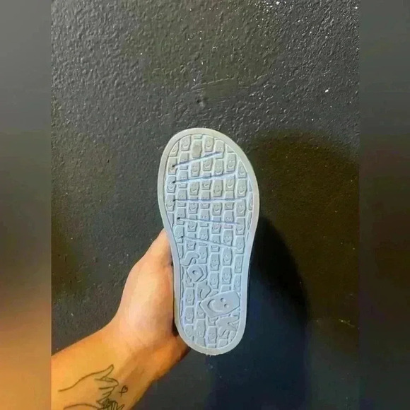 Kids Sanuk Slip On Shoes Waterproof Light Blue Size 10 - Picture 8 of 8